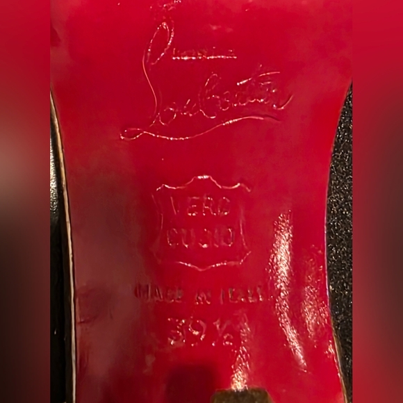 SALE Christian Louboutin Rose Gold Heels - Picture 9 of 16